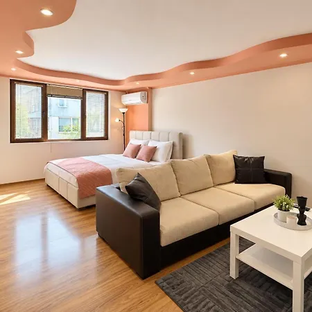 Apartment Rose Cream Cozy 1bedroom In